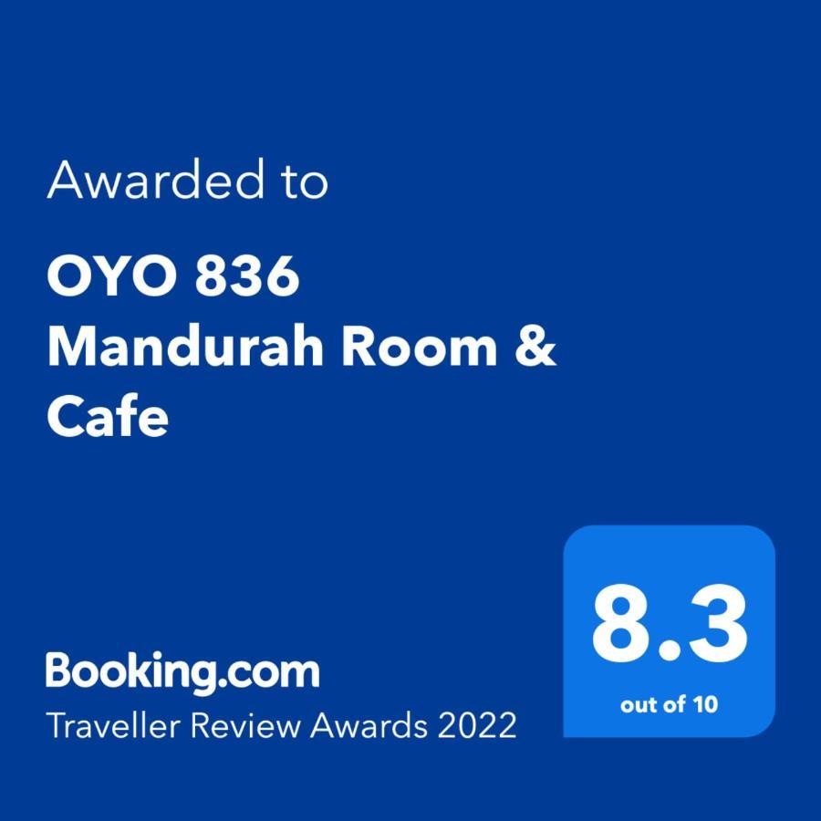 OYO 836 Mandurah Room&Cafe Kuching Bagian luar foto